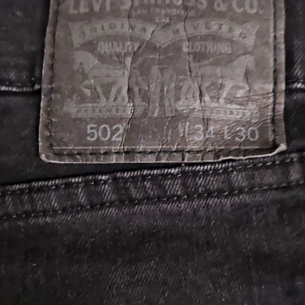 Men's Black Levi's 502, 34W x 30L jeans